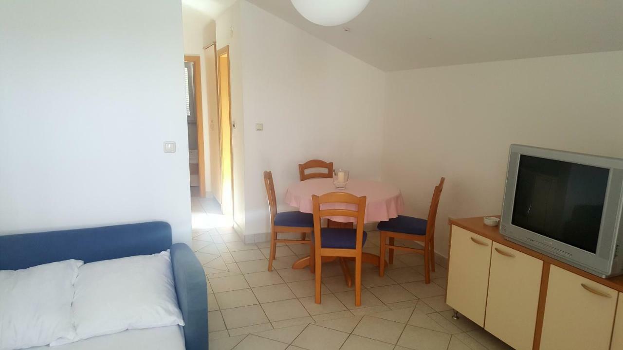 Milka Appartements Stara Novalja Zewnętrze zdjęcie
