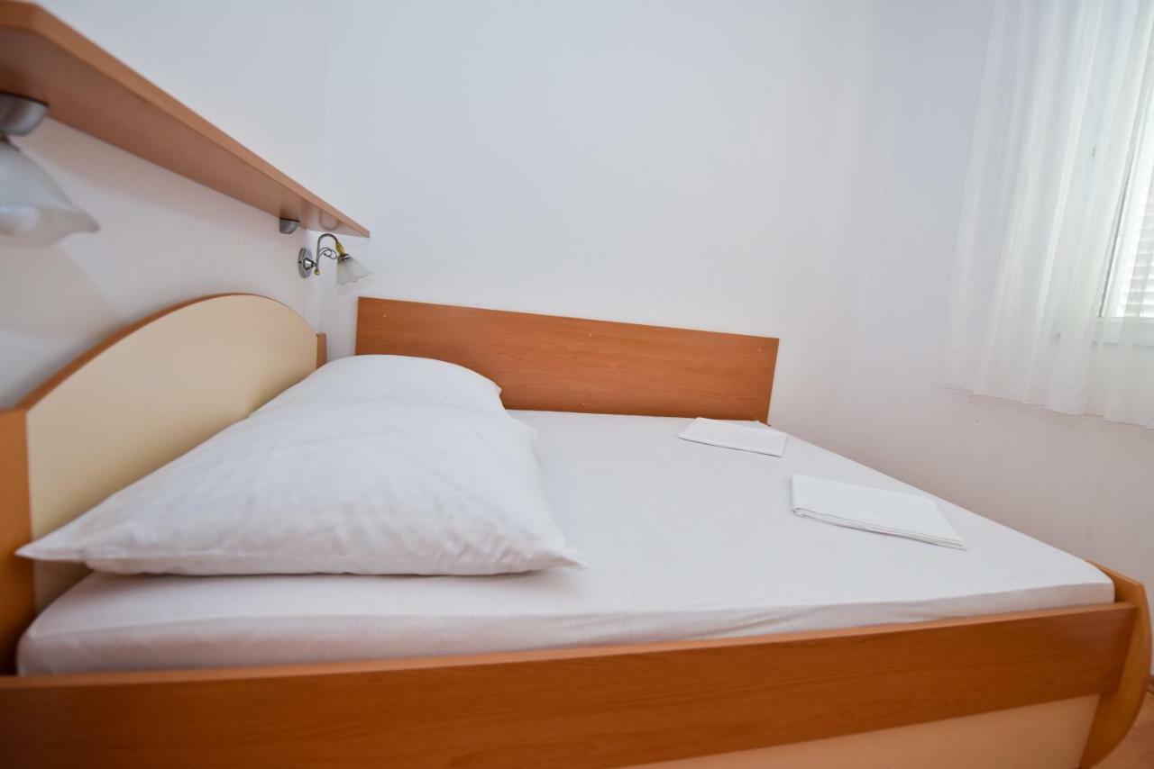 Milka Appartements Stara Novalja Zewnętrze zdjęcie