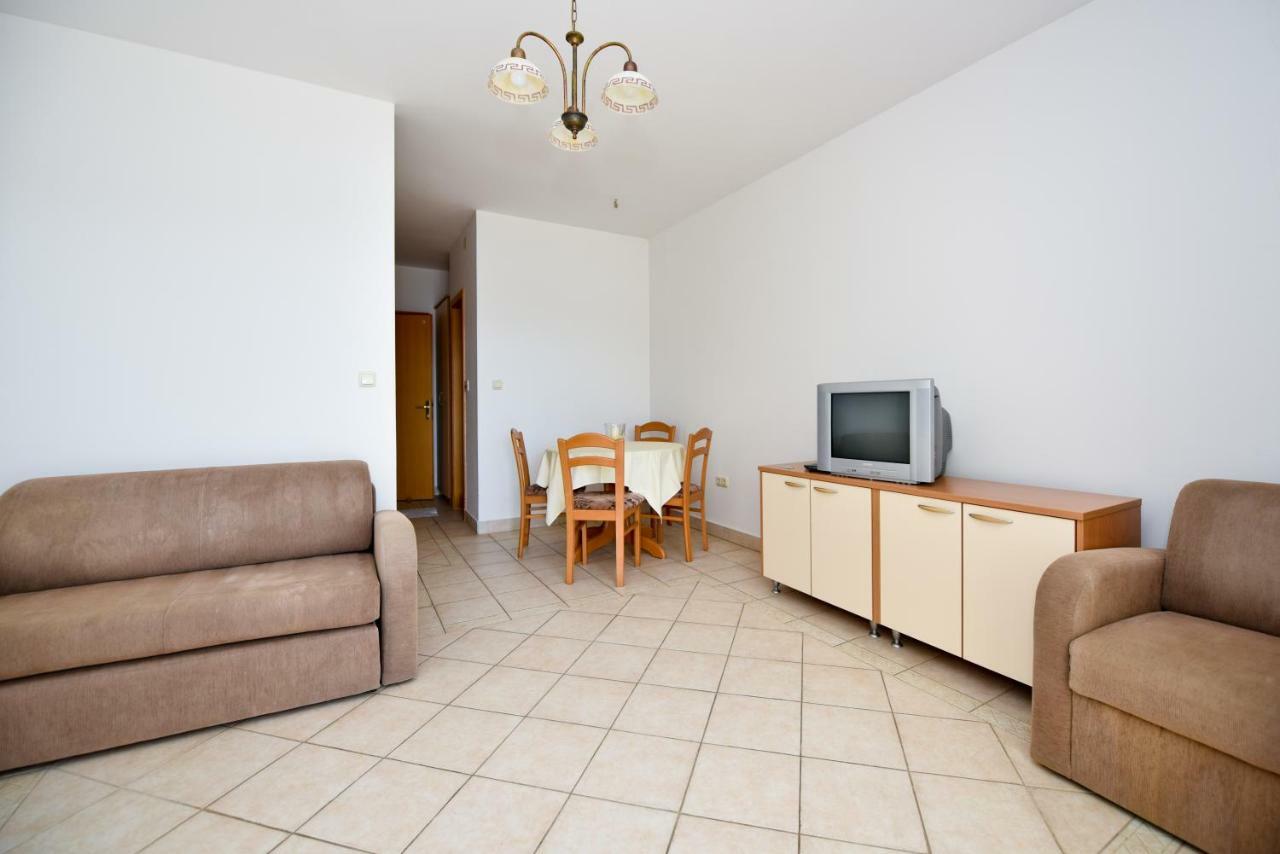 Milka Appartements Stara Novalja Zewnętrze zdjęcie